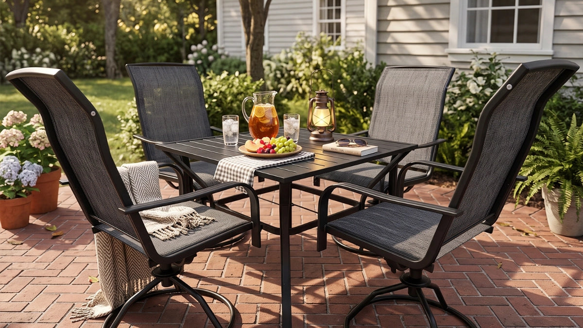 Outdoor Tables & Chairs